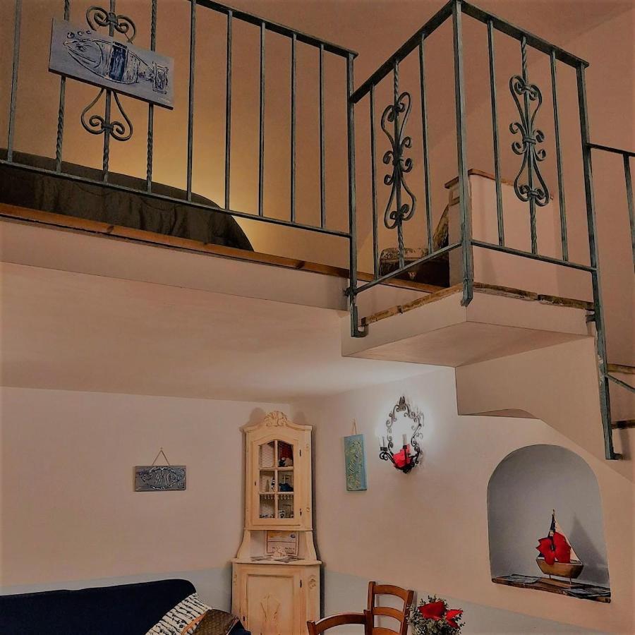 La Casa A Balconcino Apartment Гаета Екстериор снимка