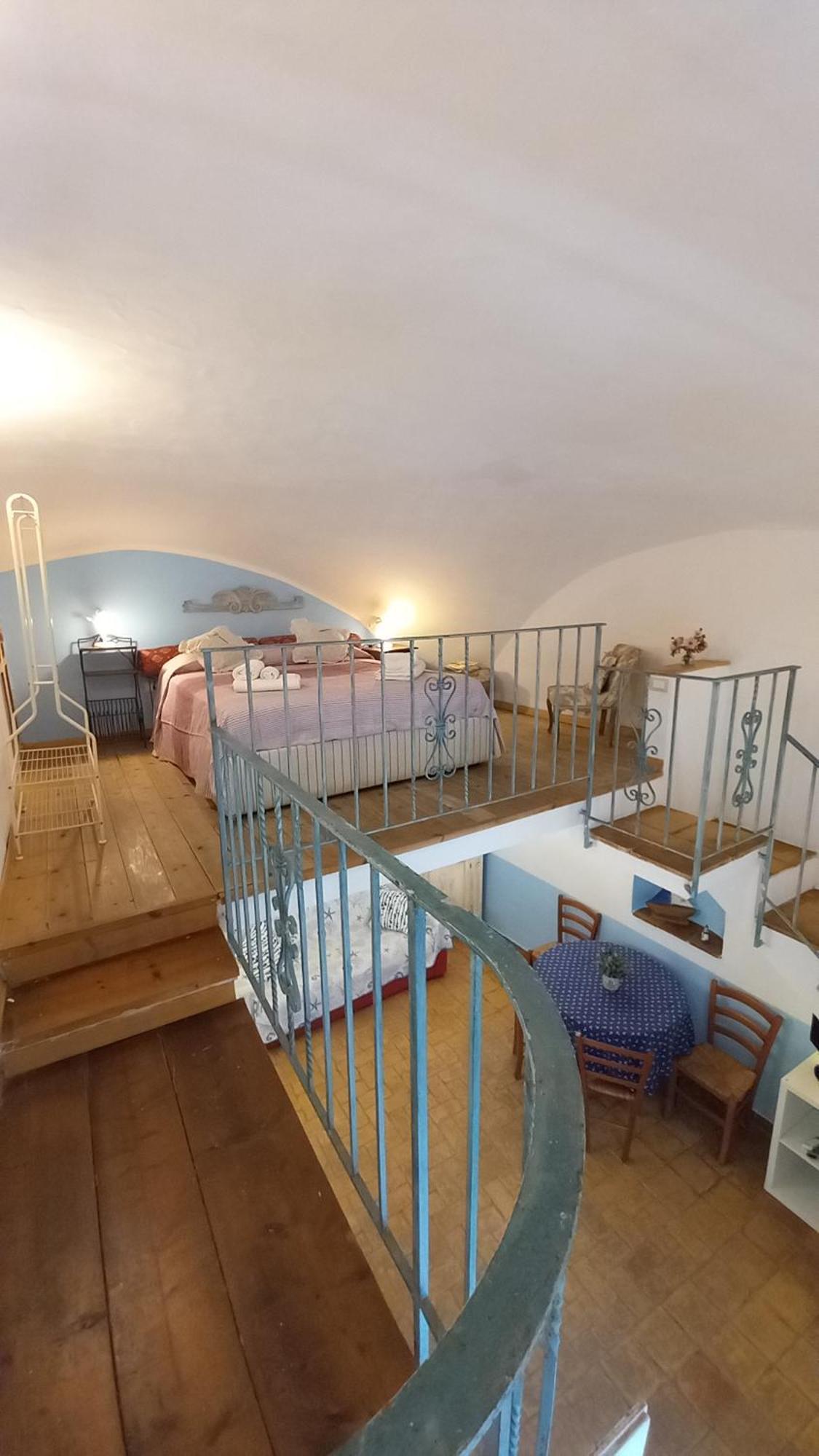 La Casa A Balconcino Apartment Гаета Екстериор снимка